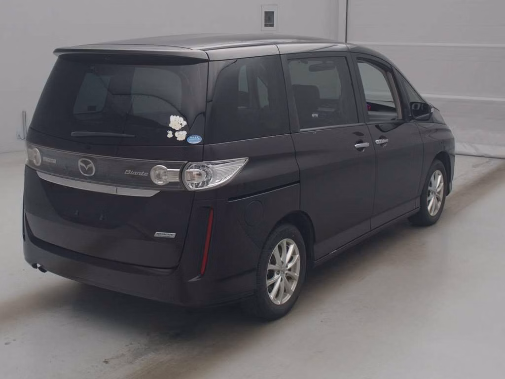 MAZDA BIANTE