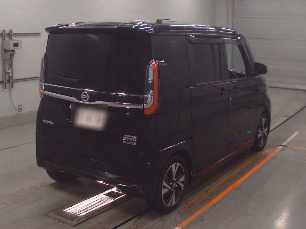 NISSAN ROOX