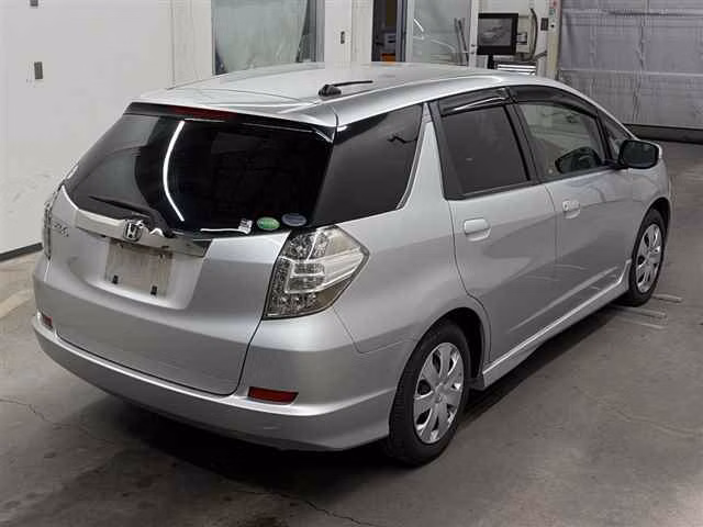 HONDA FIT SHUTTLE
