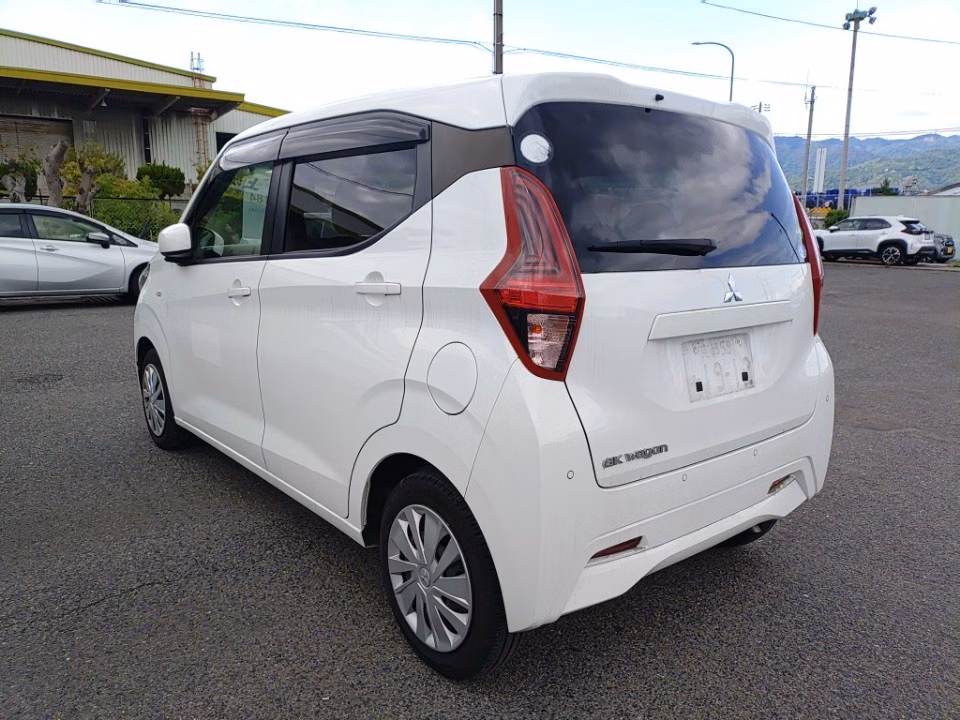 MITSUBISHI EK WAGON