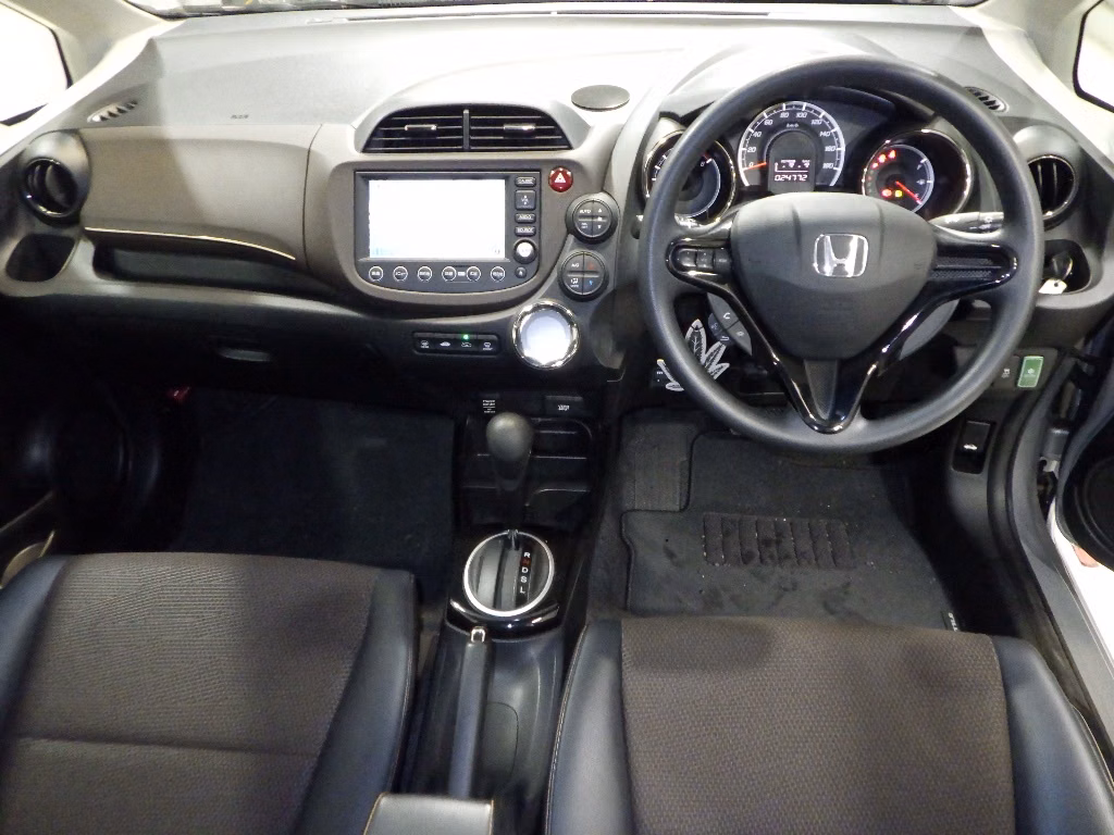 HONDA FIT SHUTTLE
