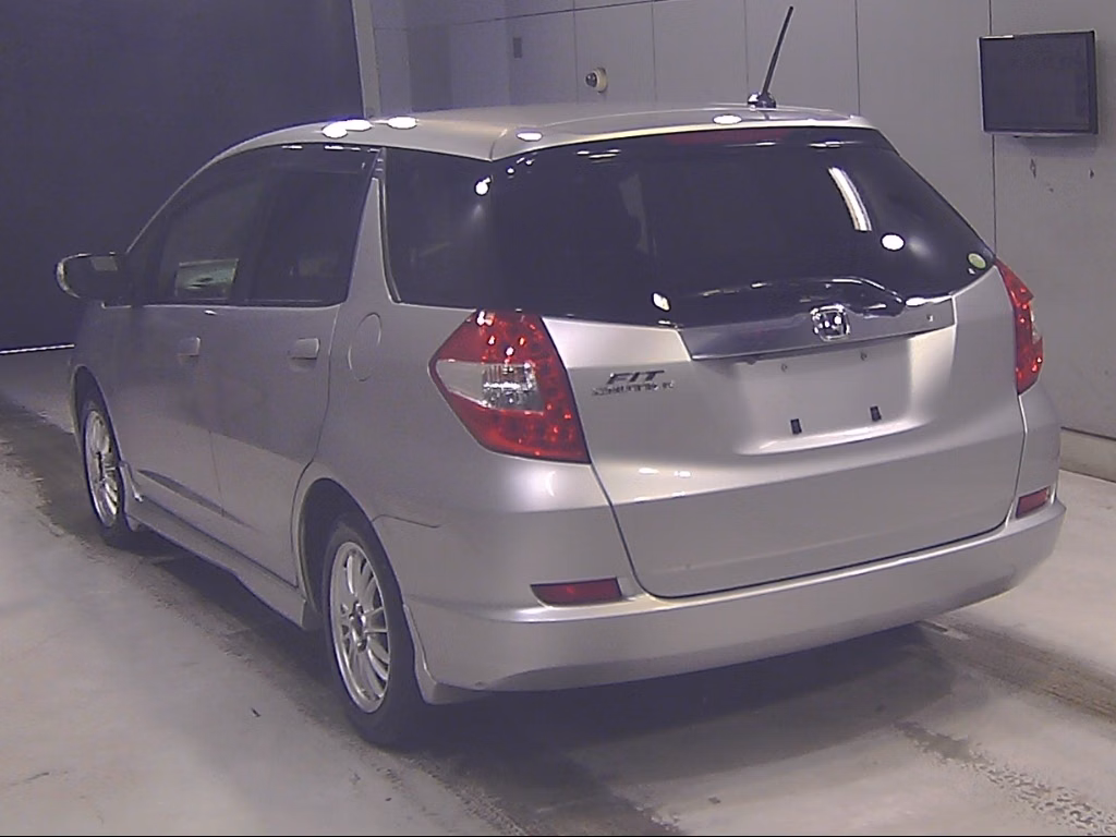 HONDA FIT SHUTTLE