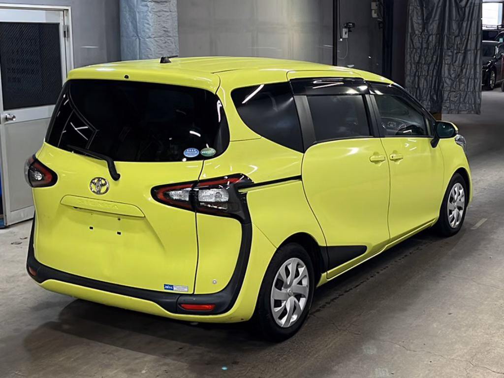 TOYOTA SIENTA