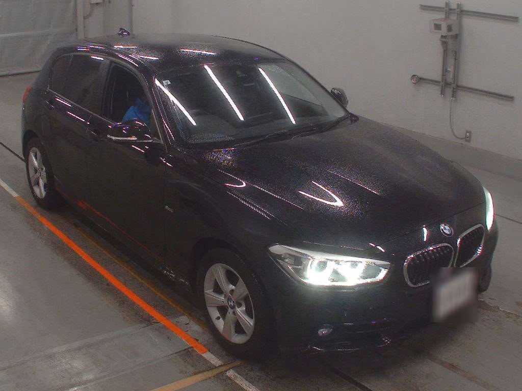 BMW 1-SERIES