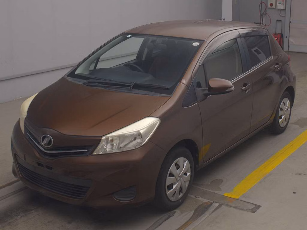 TOYOTA VITZ