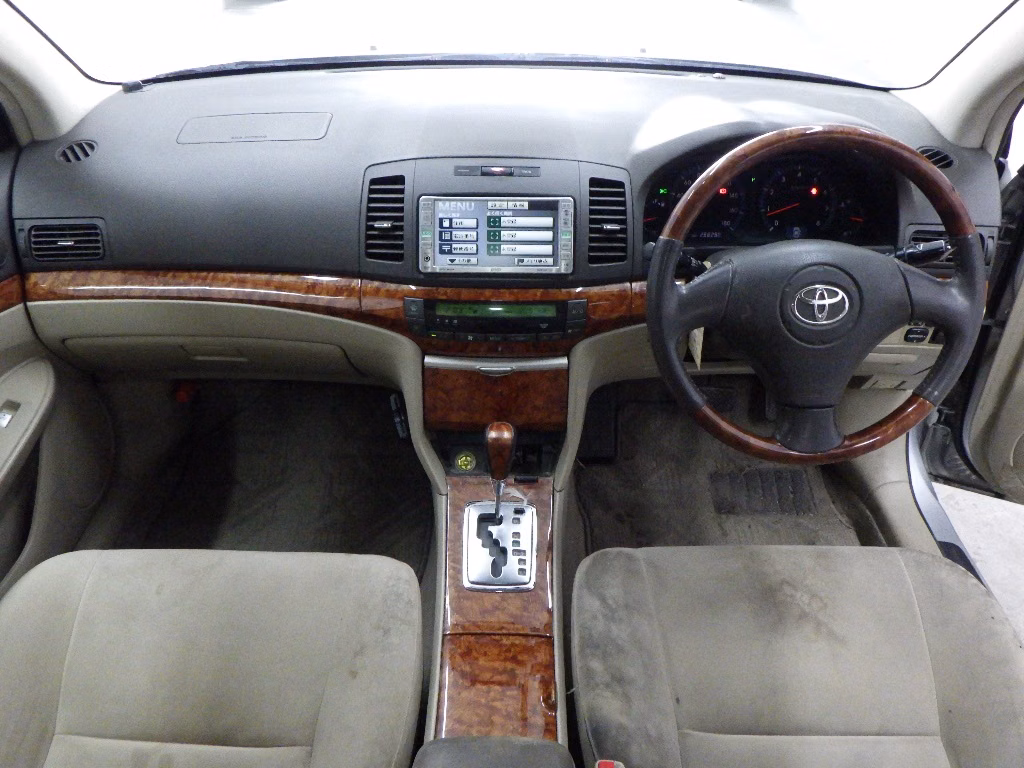 TOYOTA PREMIO