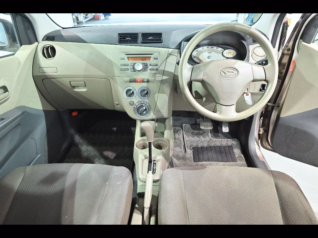 DAIHATSU MIRA