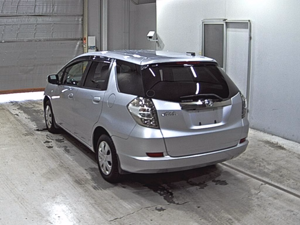 HONDA FIT SHUTTLE