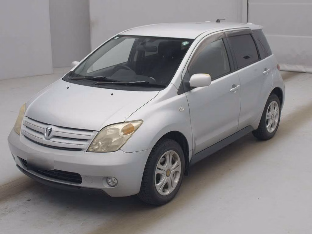TOYOTA IST