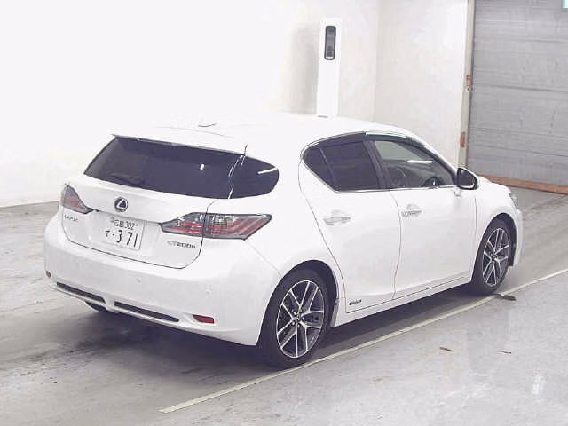 LEXUS CT200H