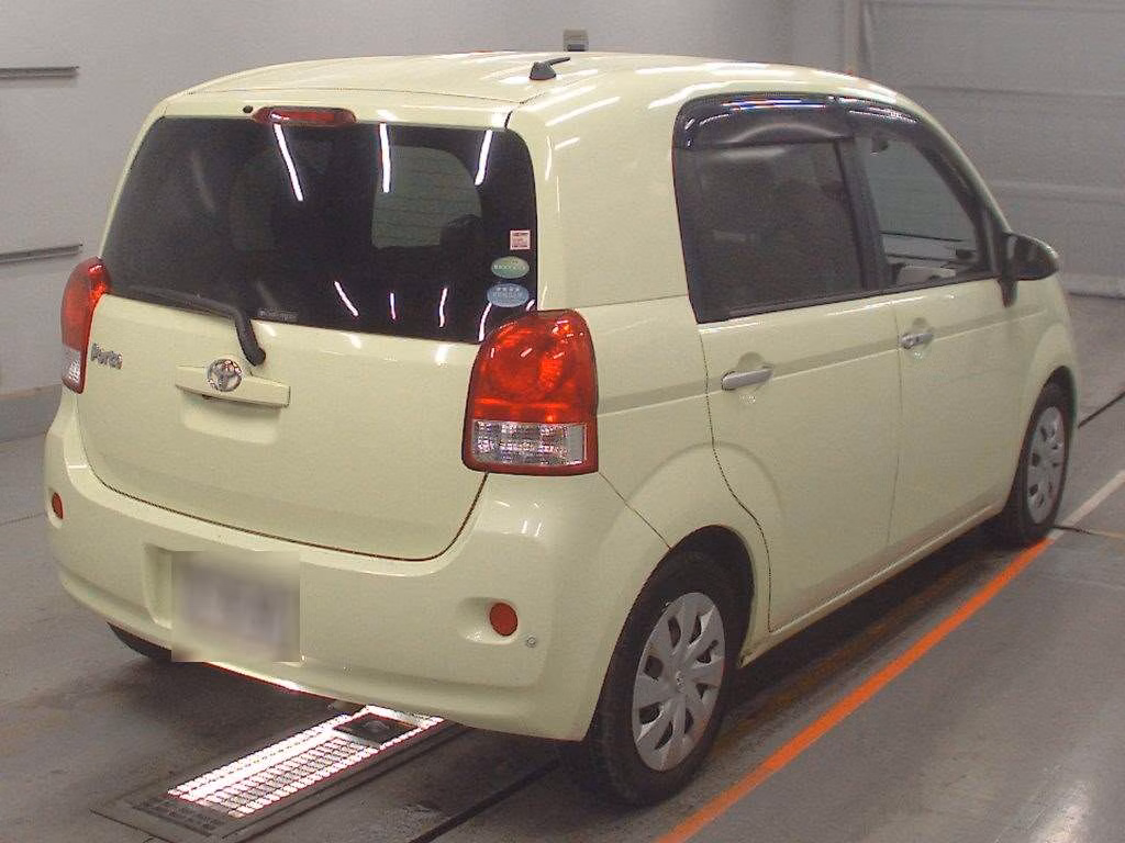 TOYOTA PORTE