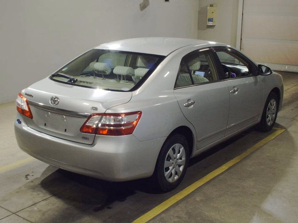 TOYOTA PREMIO