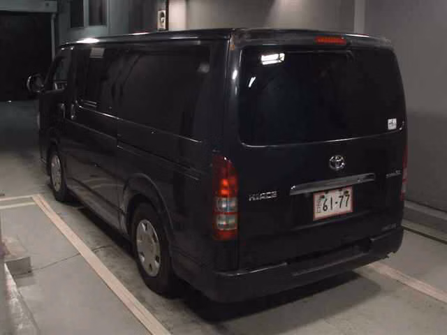 TOYOTA REGIUS ACE