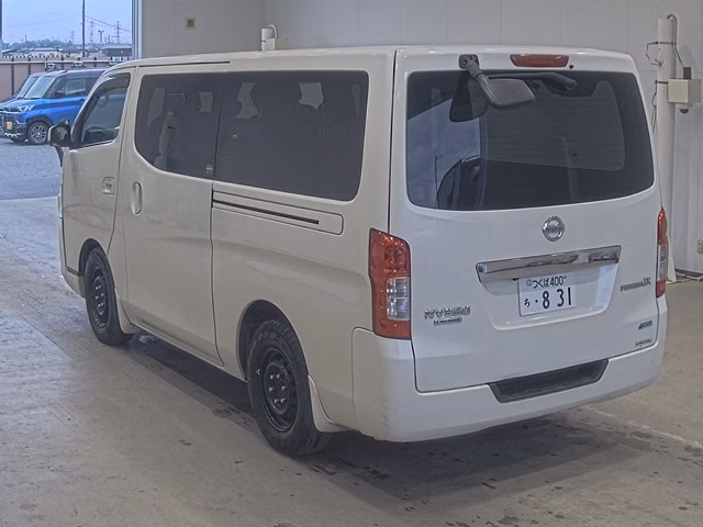 NISSAN NV350 CARAVAN