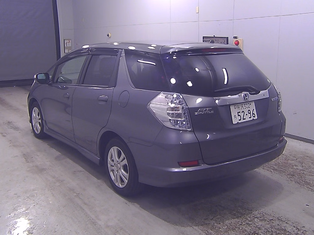 HONDA FIT SHUTTLE