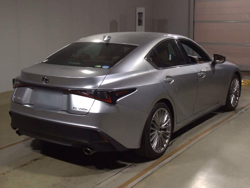 LEXUS IS300H