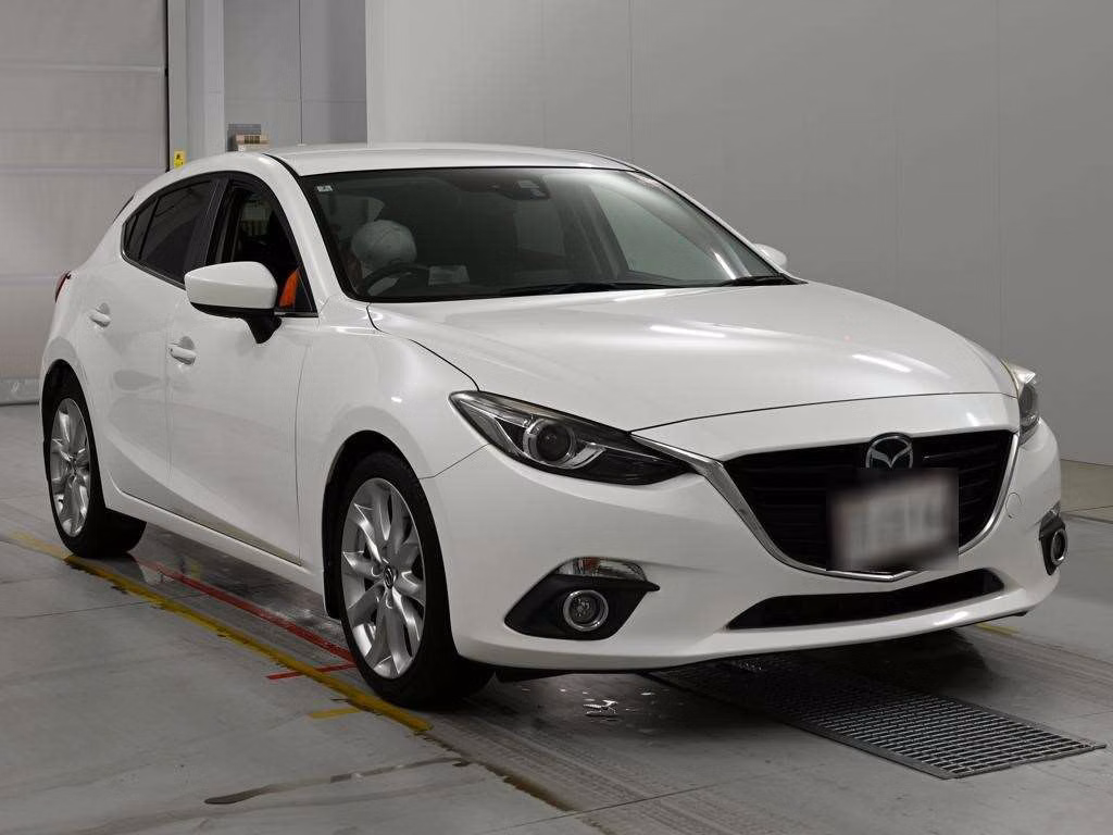 MAZDA AXELA