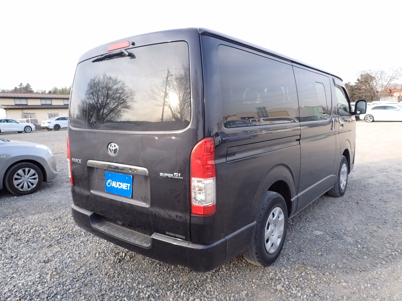TOYOTA REGIUS ACE