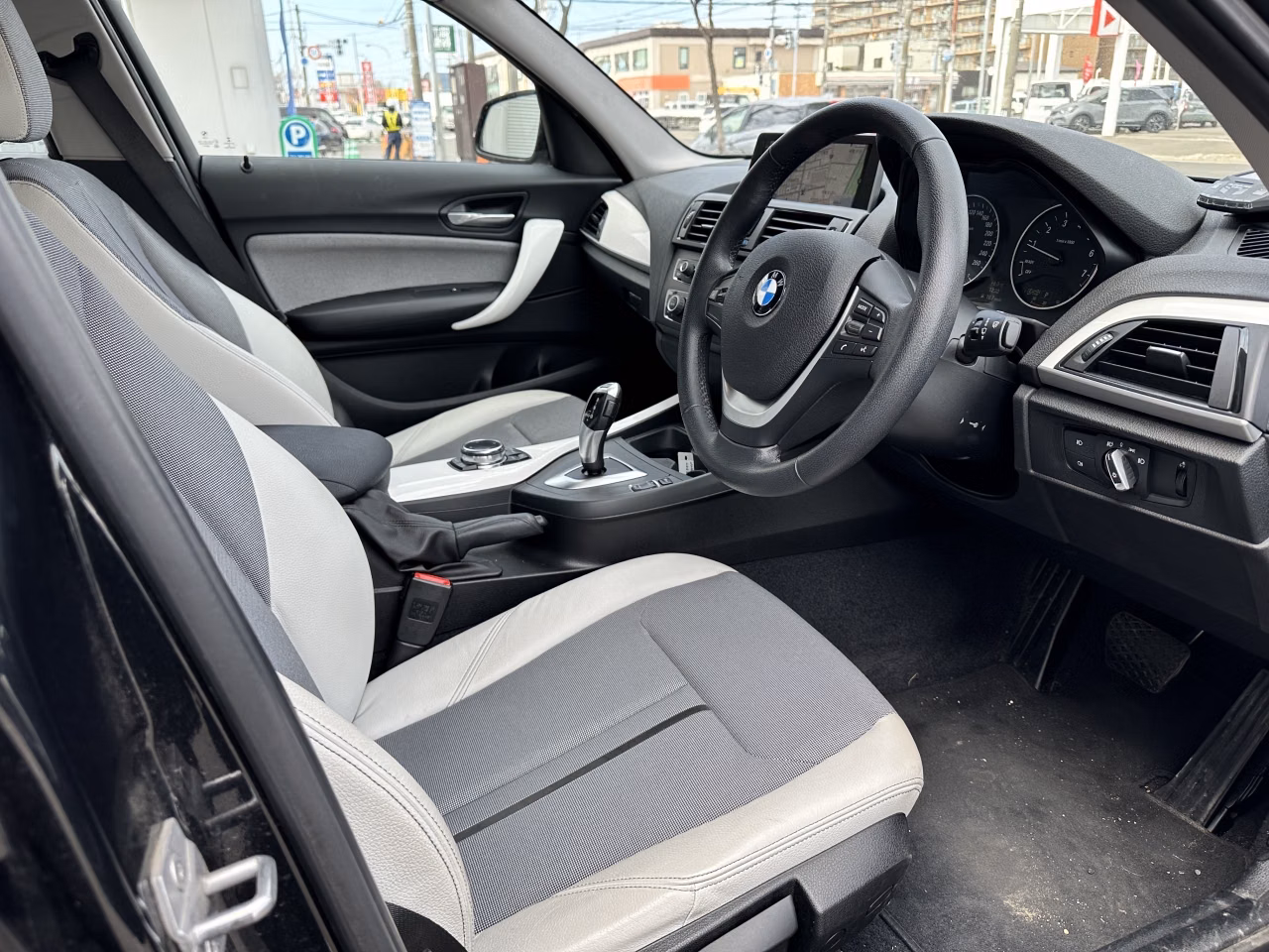 BMW 1-SERIES