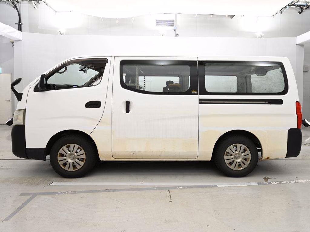 NISSAN NV350 CARAVAN