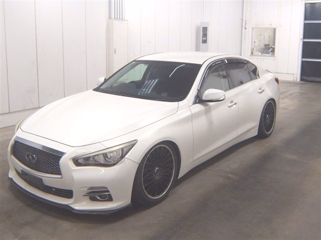 NISSAN SKYLINE