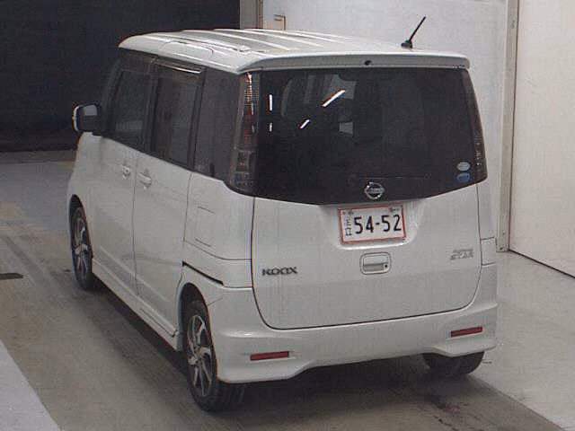 NISSAN ROOX