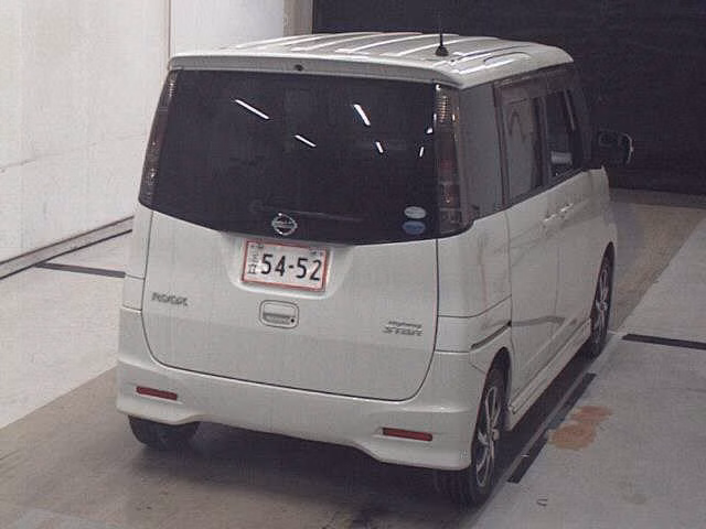 NISSAN ROOX