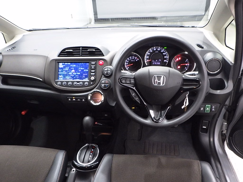 HONDA FIT SHUTTLE