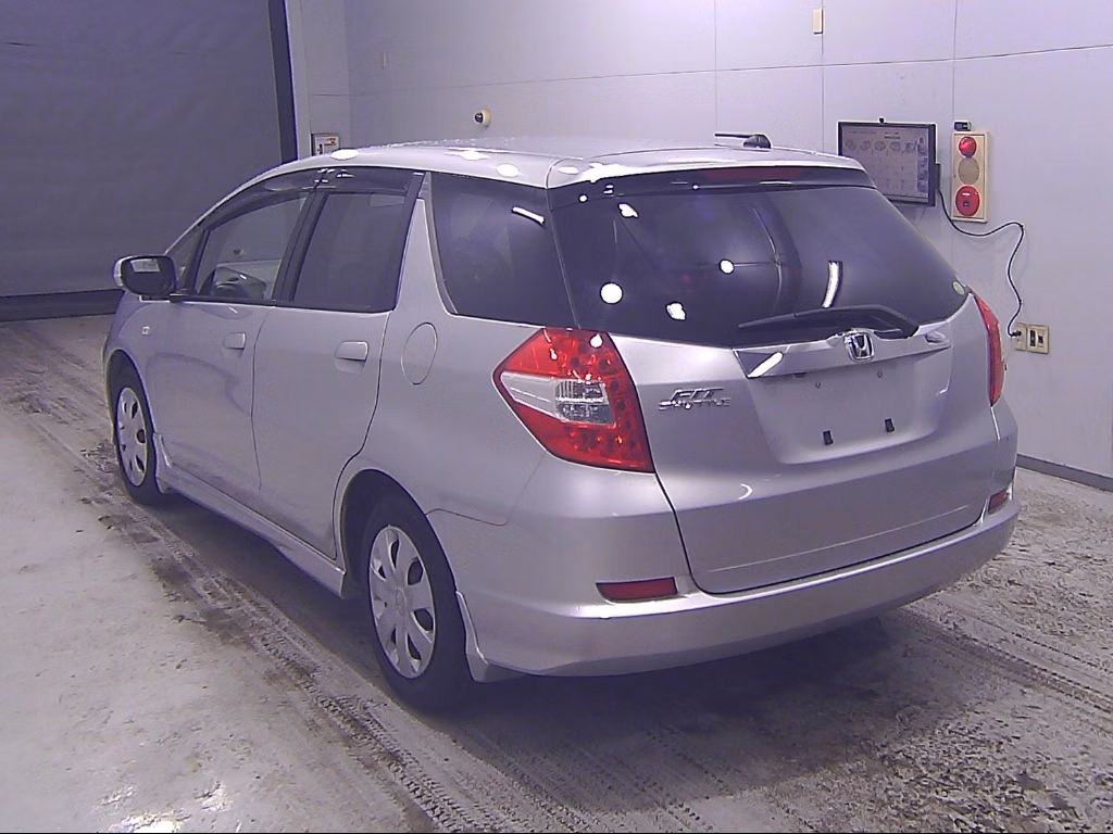 HONDA FIT SHUTTLE