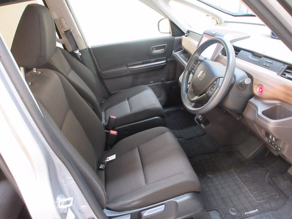 HONDA FREED+