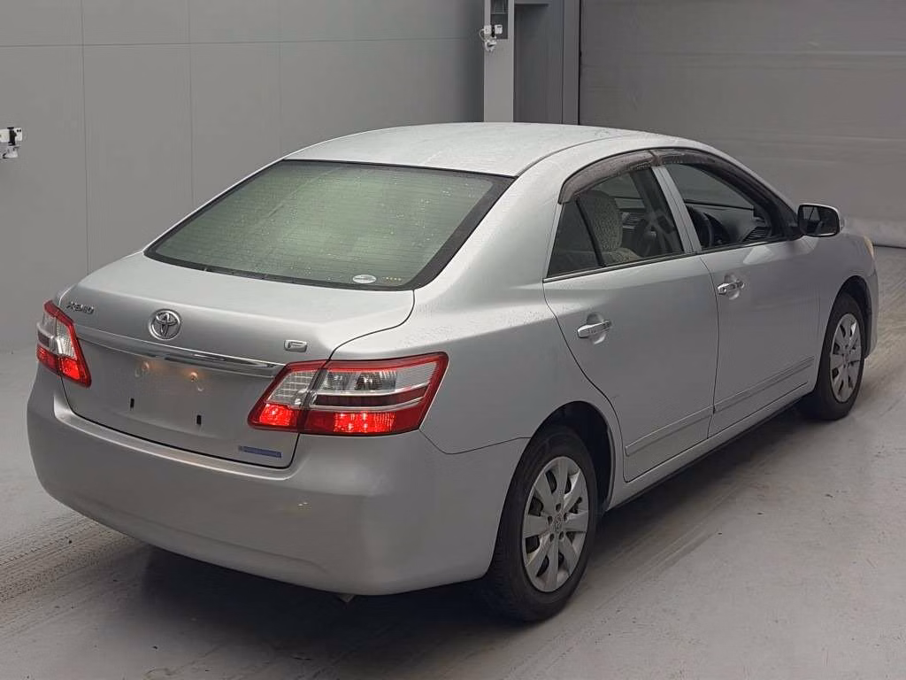TOYOTA PREMIO