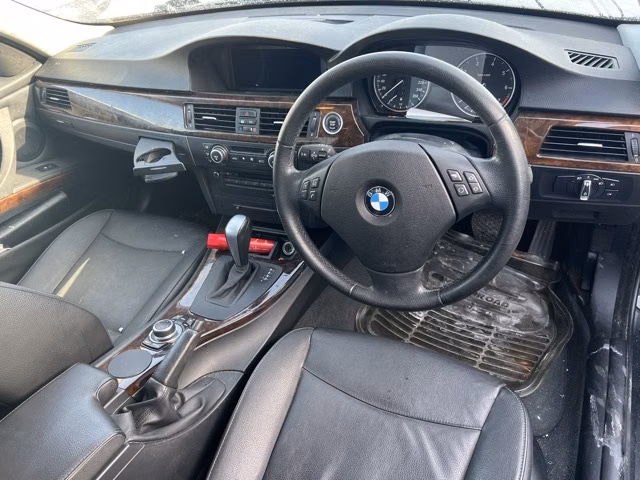 BMW 3-SERIES