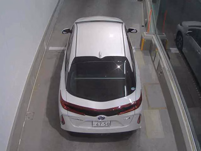 TOYOTA PRIUS PHV