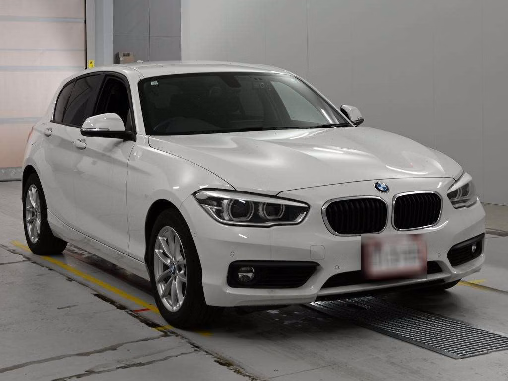 BMW 1-SERIES