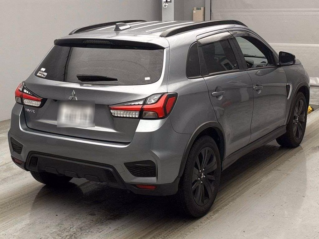 MITSUBISHI RVR