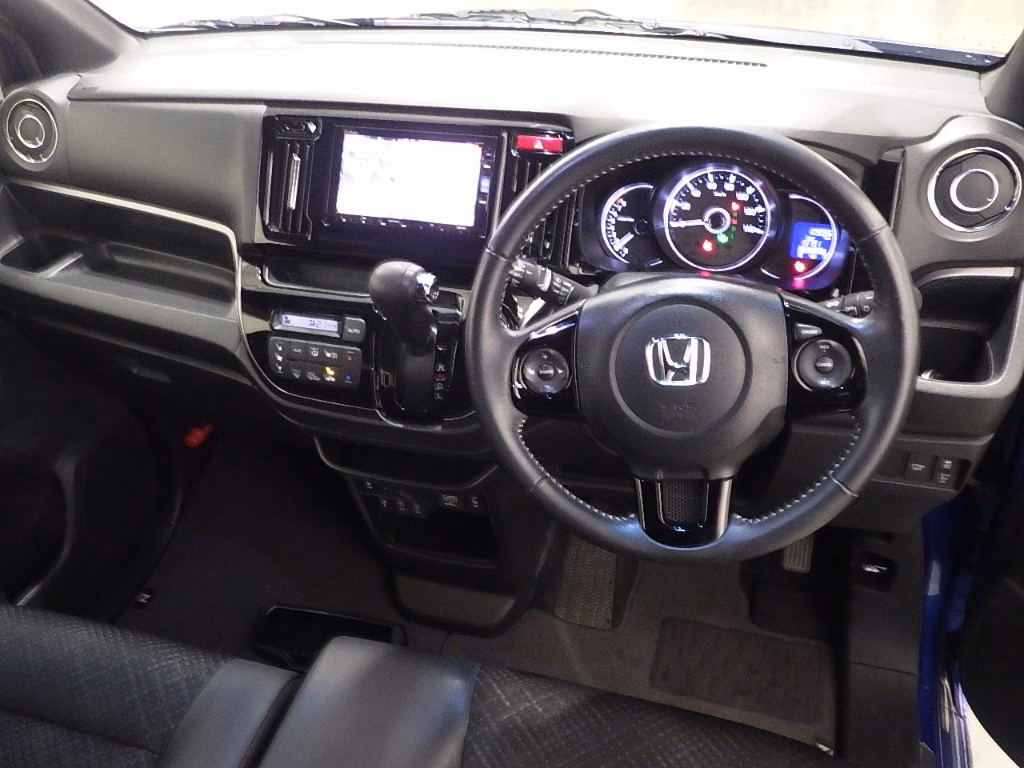 HONDA N-WGN
