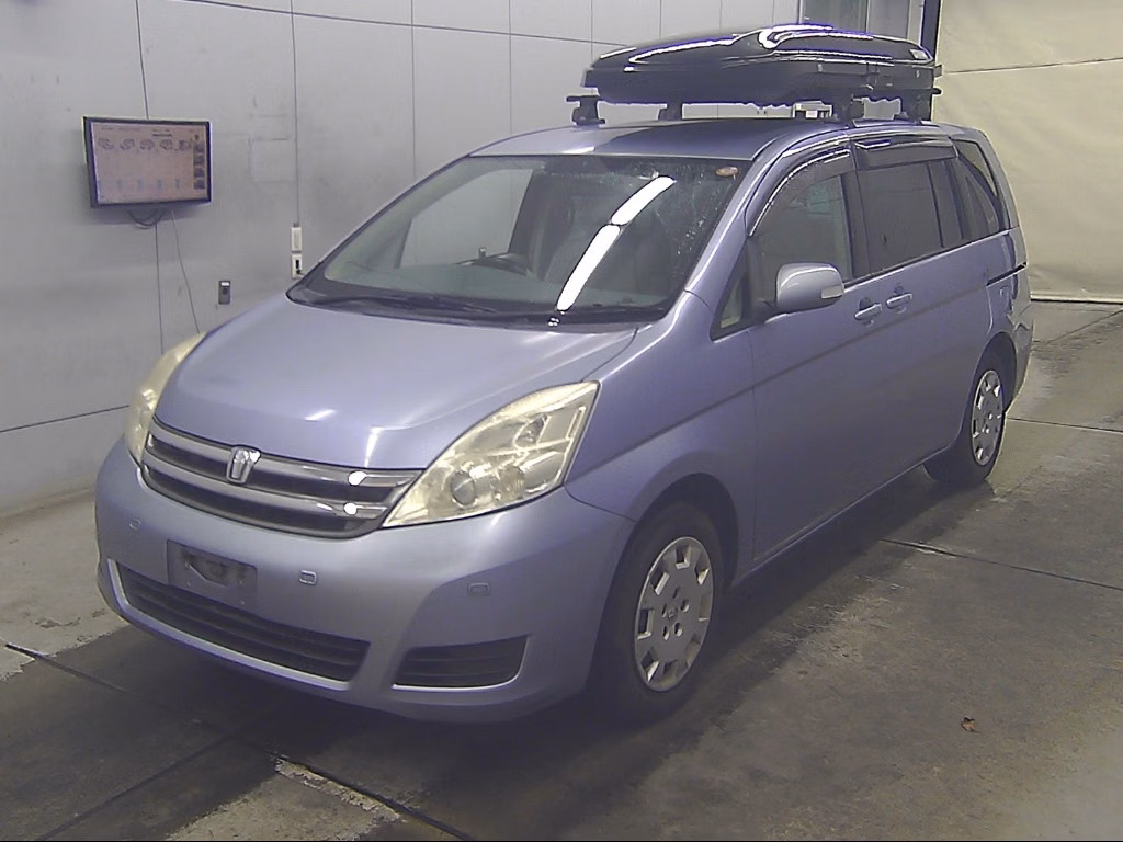 TOYOTA ISIS