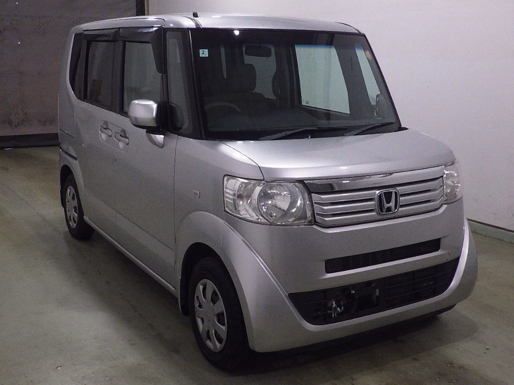 HONDA N-BOX