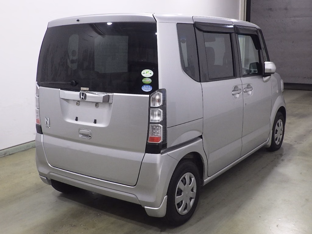 HONDA N-BOX