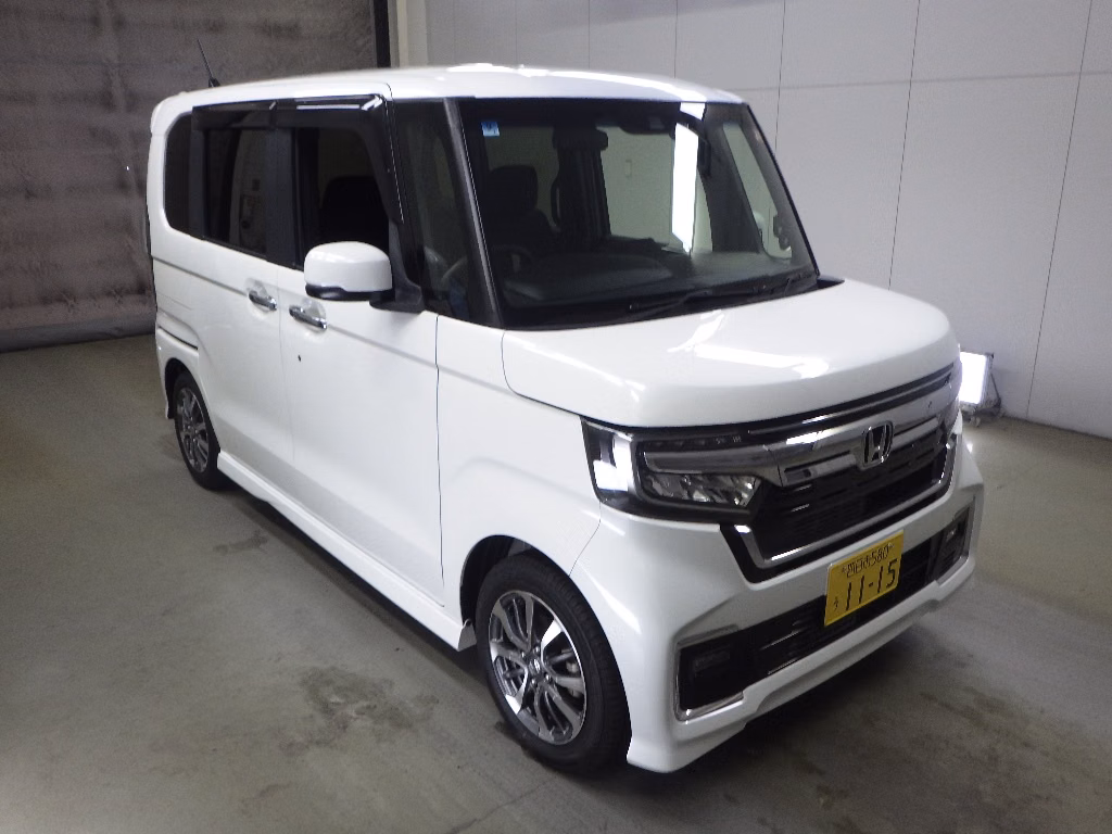 HONDA N-BOX