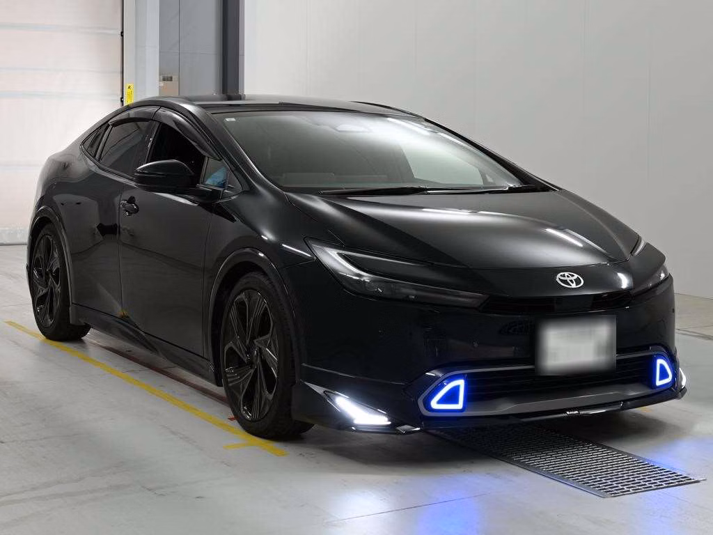TOYOTA PRIUS