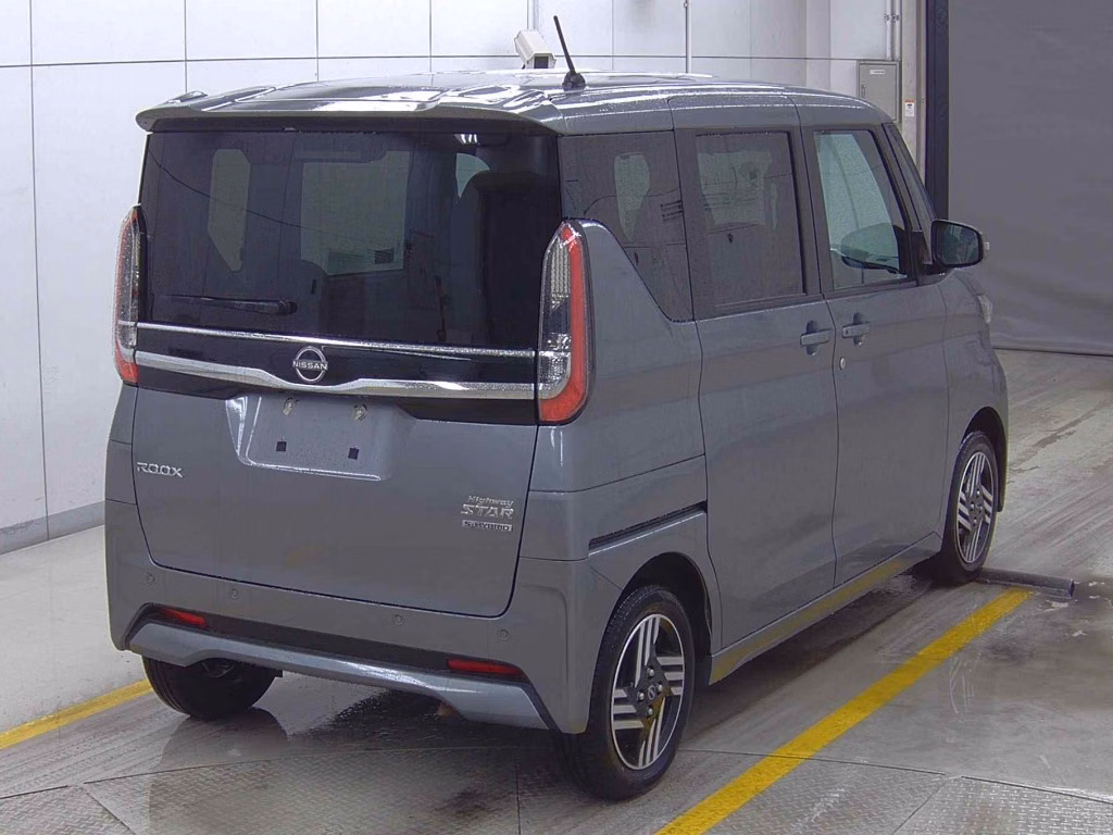 NISSAN ROOX