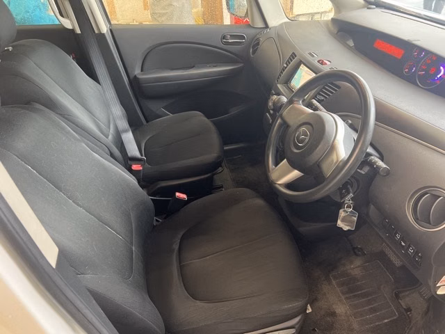 MAZDA BIANTE