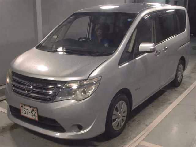 NISSAN SERENA