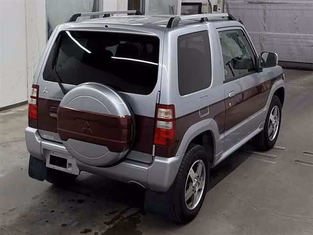 MITSUBISHI PAJERO MINI