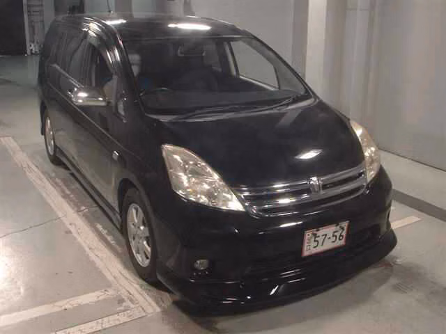 TOYOTA ISIS