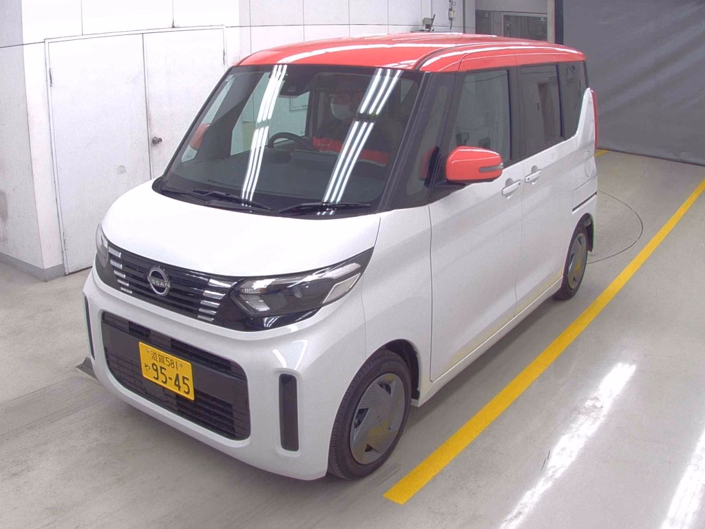 NISSAN ROOX