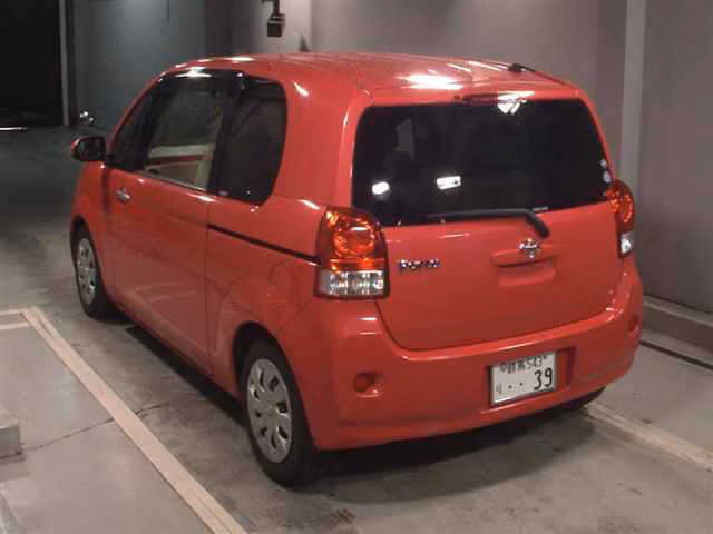 TOYOTA PORTE