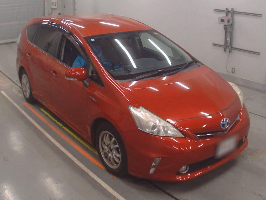 TOYOTA PRIUS ALPHA