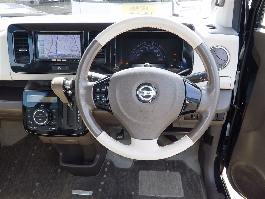 NISSAN MOCO